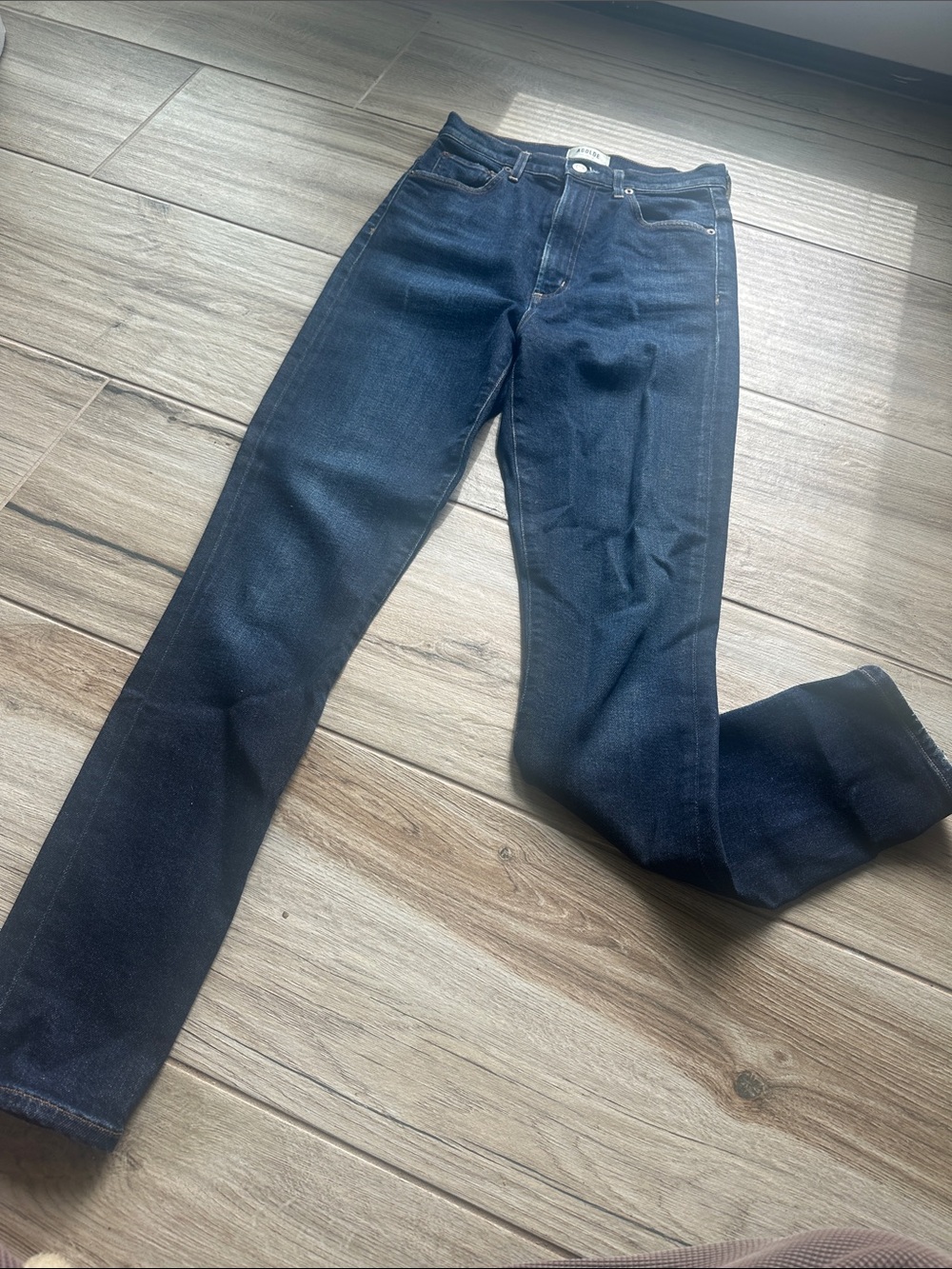 Agolde High Rise Straight Jeans in Dark Indigo size 25